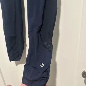 Side mesh Lululemon capris